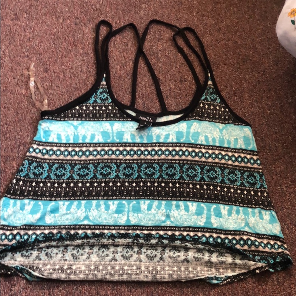 Rue 21 crop top